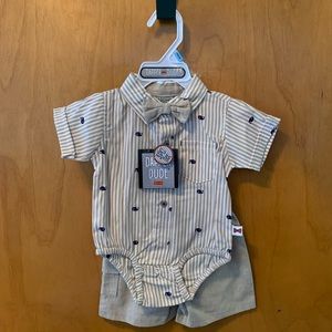 New Dapper Dude 3 Piece Baby Outfit with Bow tie and Whales